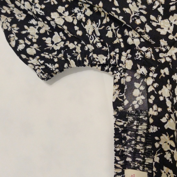 Levi's Women's Tops Levi's Statement Blouse - Picture 6 of 10